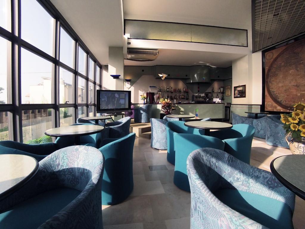 Hotel Acropolis 3*