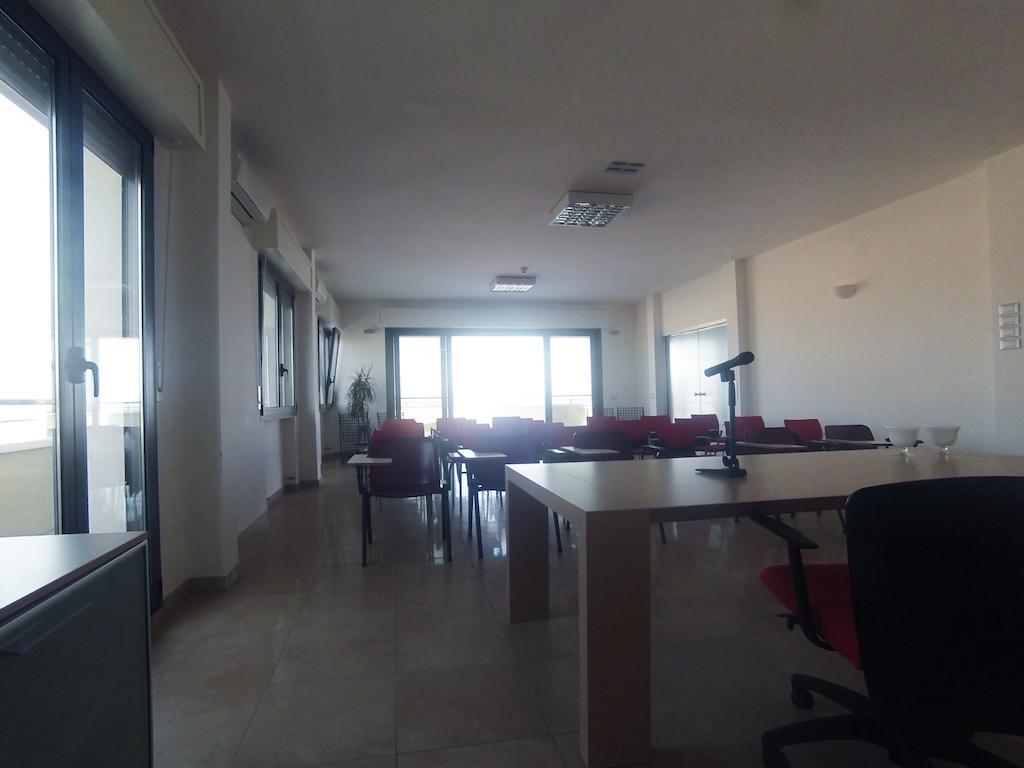 Hotel Acropolis 3*